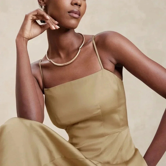 Banana Republic factory SLUB SATIN PLEATED MIDI DRESS - Picture 1 of 8